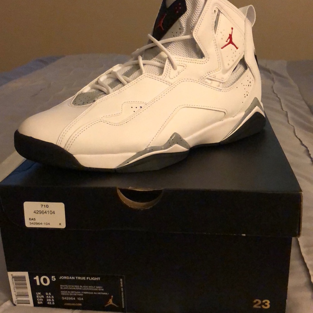 Jordan True Flight
